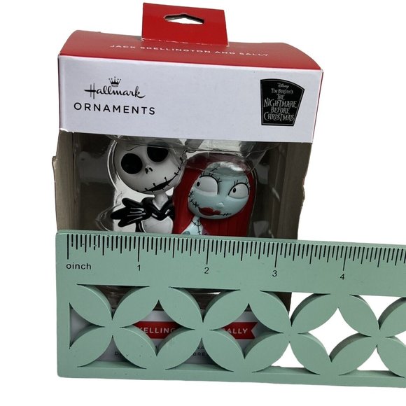 Hallmark Christmas Ornament Disney Nightmare Before Christmas Jack & Sally New - Picture 11 of 12